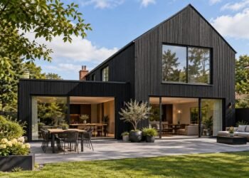 Best Black House Cladding Ideas UK